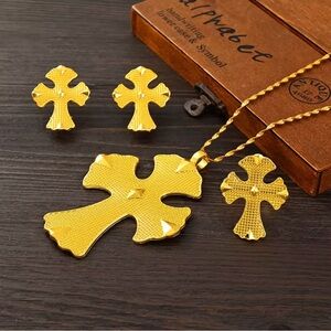 Elegant Gold Cross Jewelry Set